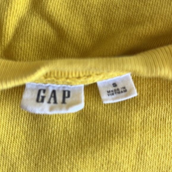Gap Women’s Sweatshirt in Sunshine Yellow ☀️ Excellent Condition Small - Picture 2 of 5